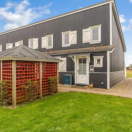 Melvin - 50m To The Fjord By Interhome
